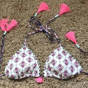 VS Geometric Print Tassel Tie Bikini Top